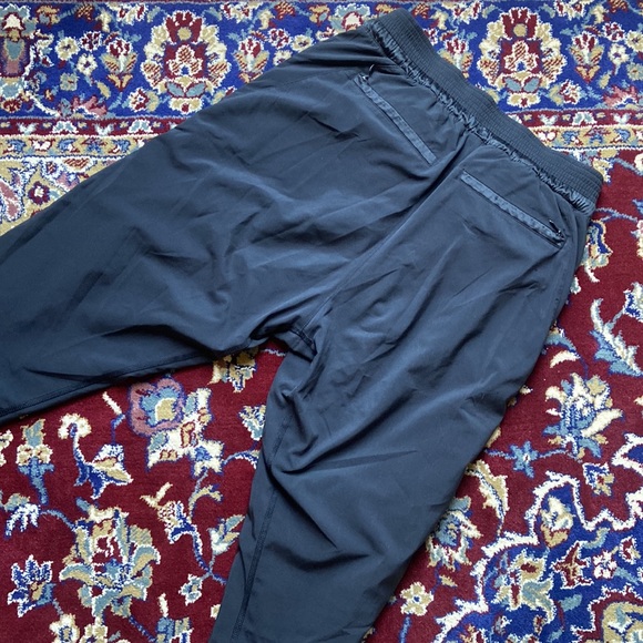 Black lulu pants - Picture 2 of 3